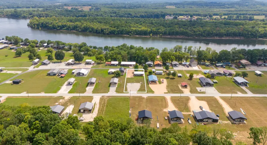 1020 Wc Pickett, Clifton, TN 38425 - #3