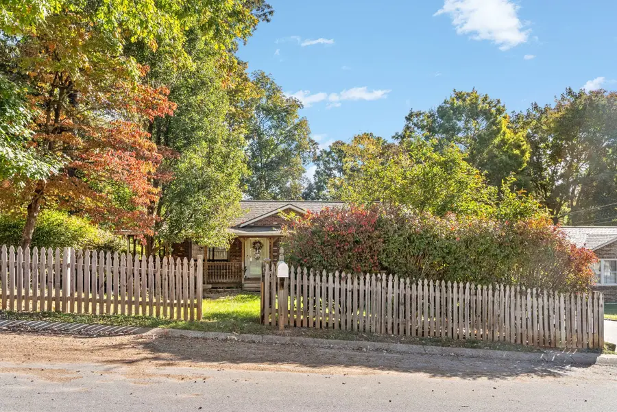 527 Ginkgo Dr, Clarksville, TN 37042 - #3