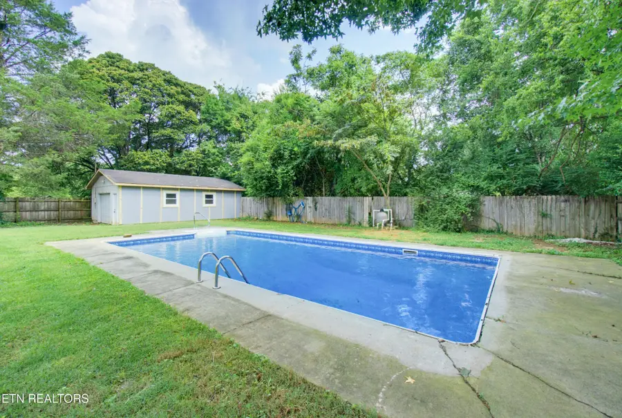 614 Dodson Avenue, Englewood, TN 37329 - #3