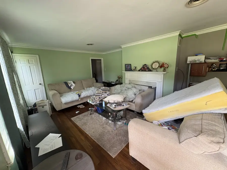 1348 Oakwood Dr, Memphis, TN 38116 - #2
