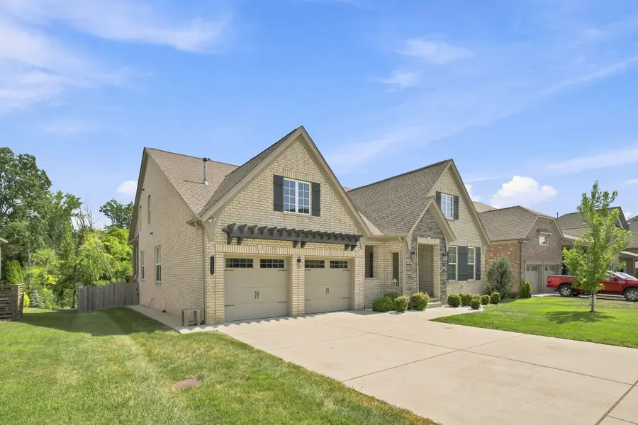 813 Ava Lane, Mount Juliet, TN 37122 - #2
