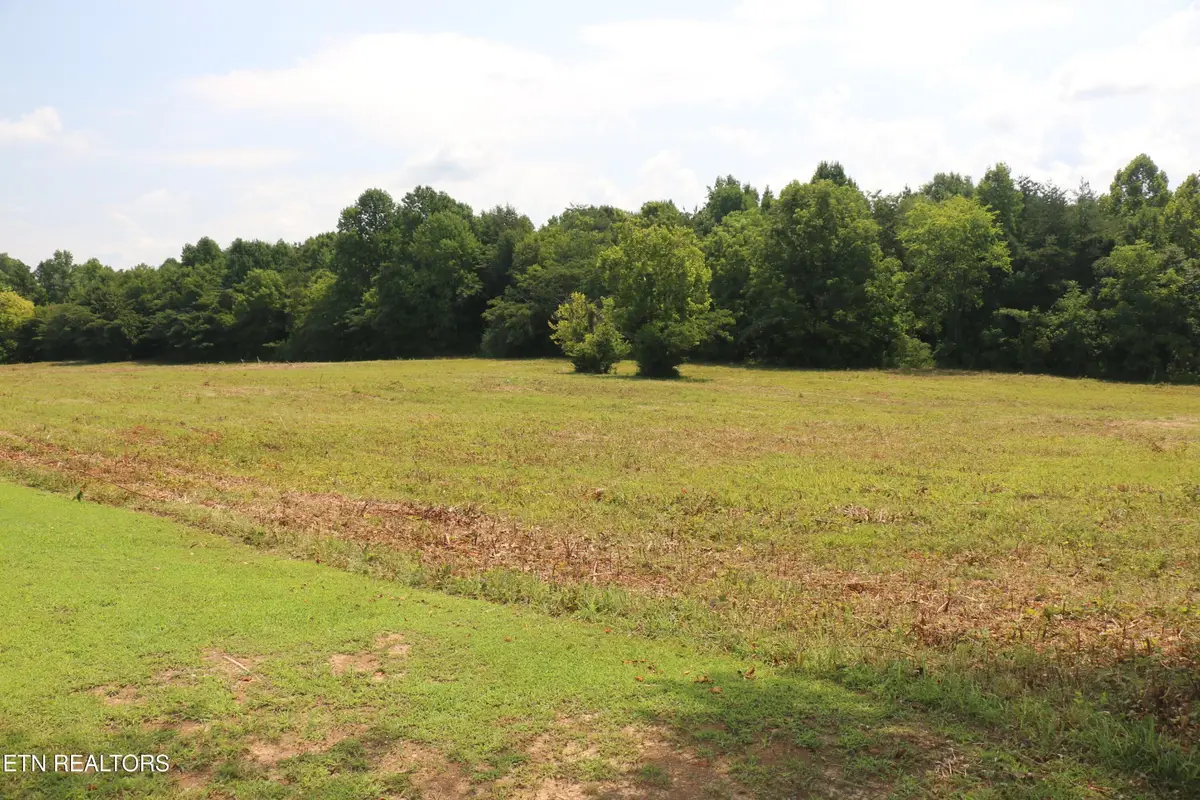 286 4th St, Englewood, TN 37329 - #1