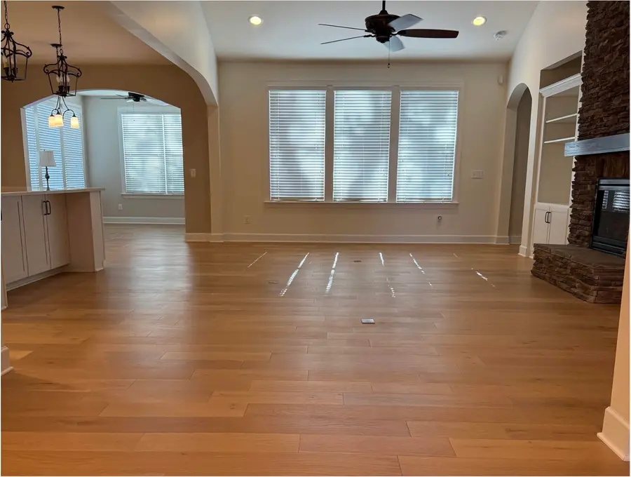 305 Dandelion Dr, Lebanon, TN 37087 - #2