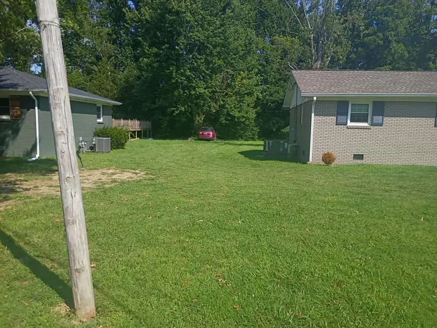 203 Sunset Dr, Waverly, TN 37185 - #2
