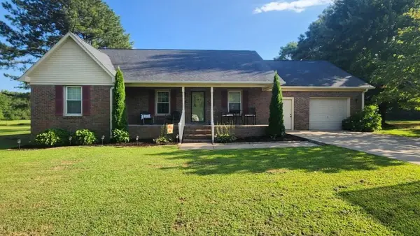 4023 Belle Orchard Dr, Fayetteville, TN 37334