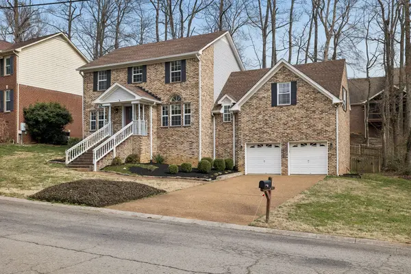 8408 Indian Hills Dr, Nashville, TN 37221