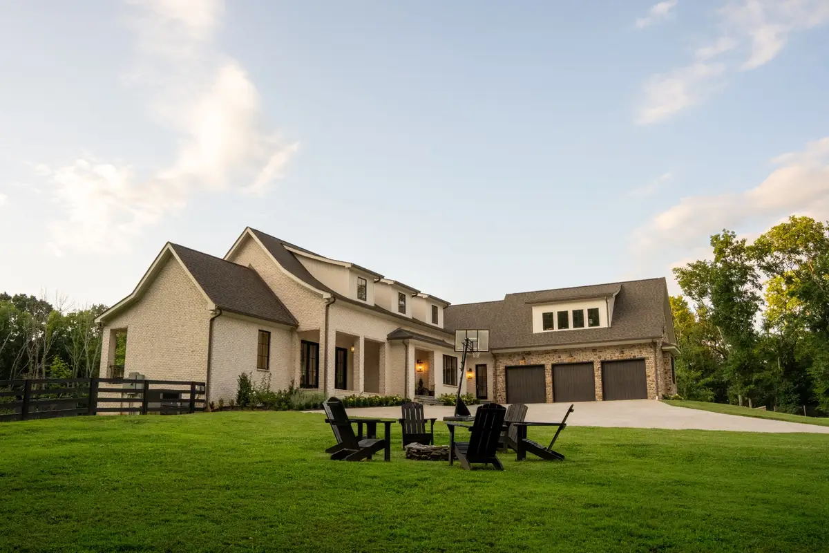 1489 Old Tva Rd, Columbia, TN 38401 - #1