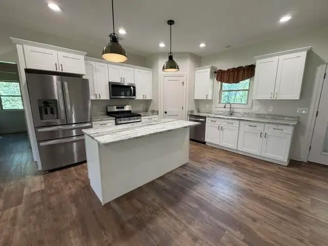320 Hawthorne Ln, Savannah, TN 38372 - #2