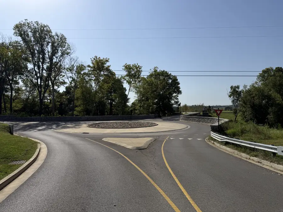 2821 Double Branch Rd, Columbia, TN 38401 - #2