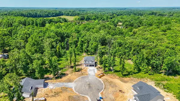 216 Crepe Myrtle Drive, Dickson, TN 37055