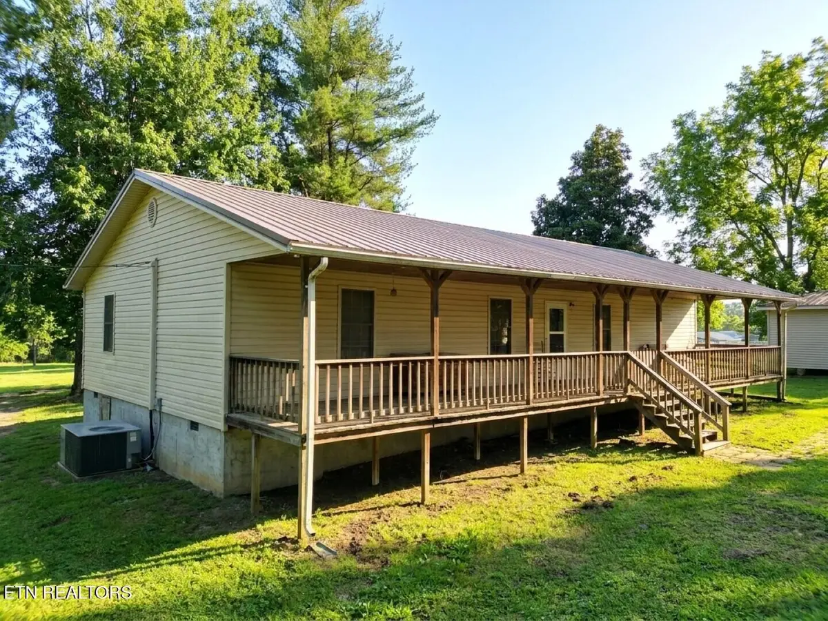 1207 Ray Brown Rd, Jamestown, TN 38556 - #1