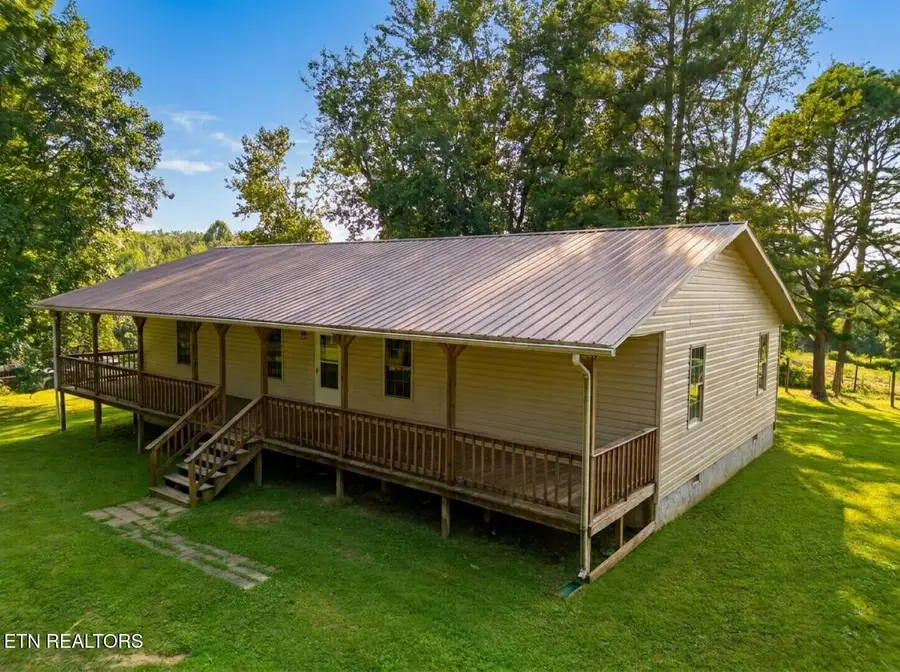 1207 Ray Brown Rd, Jamestown, TN 38556 - #3