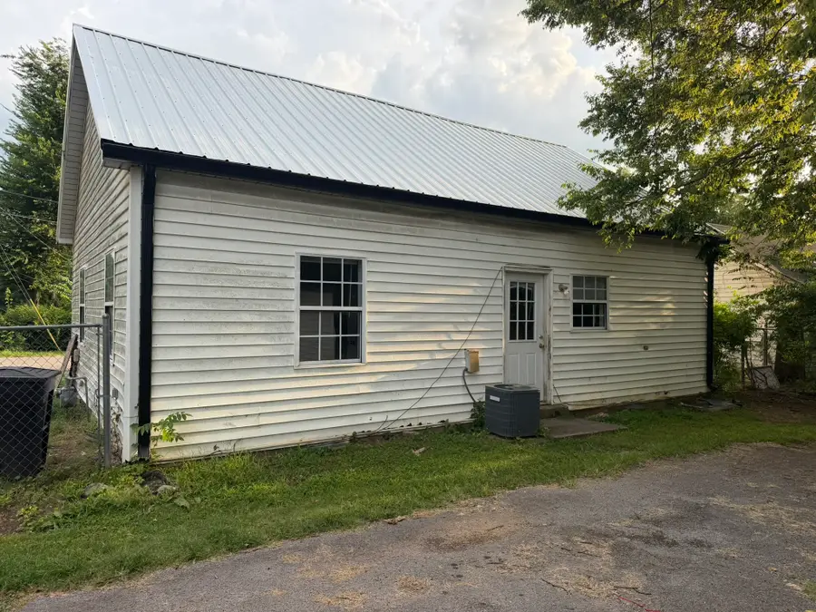 429 Forrest St, Murfreesboro, TN 37130 - #2