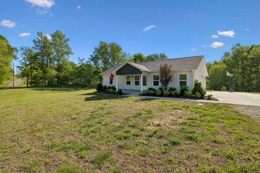 300 Still Point Rd, Smithville, TN 37166 - #2