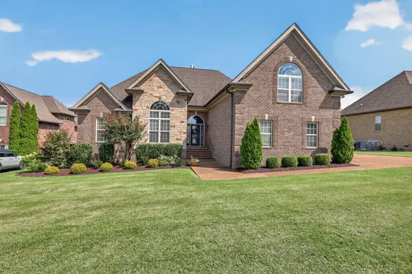 109 Waters Hill Cir, Lebanon, TN 37087