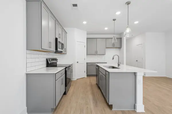 2900 Suzanne Landon Dr #I3, Murfreesboro, TN 37130
