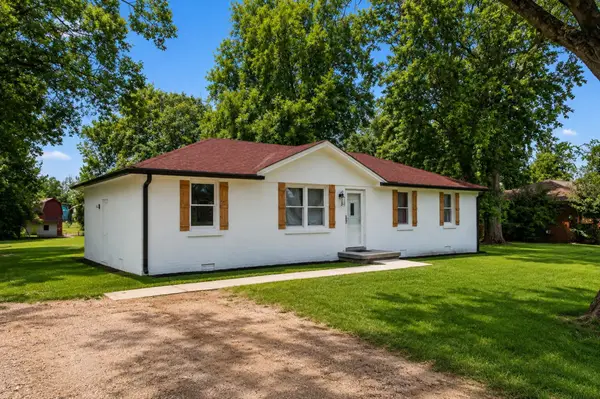 319 Holston Dr, Smyrna, TN 37167
