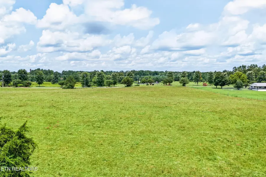 28 Taylors Chapel Rd, Crossville, TN 38572 - #3