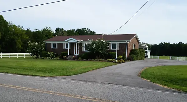250 Benford Rd, Shelbyville, TN 37160