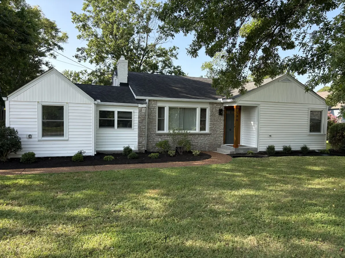 506 W Sunset Dr, Lebanon, TN 37087 - #1