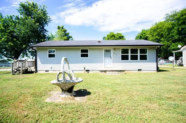 220 Austin Ave, Shelbyville, TN 37160