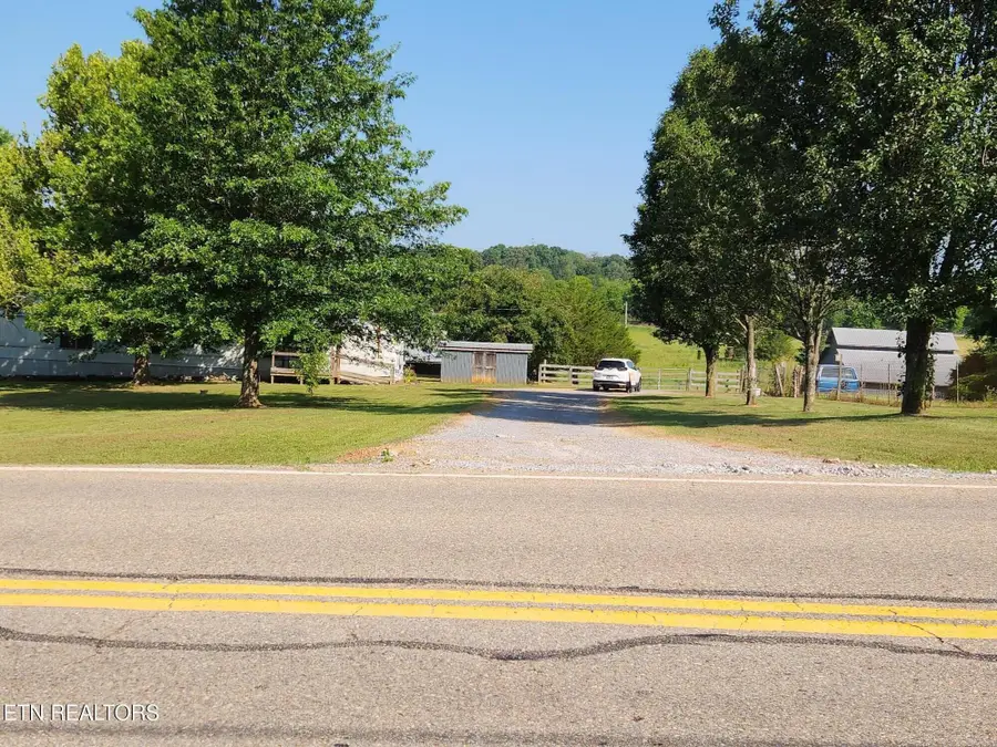 2738 Highway 39w, Athens, TN 37303 - #2