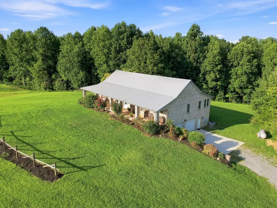 251 Tisdale Dr, Smithville, TN 37166 - #2