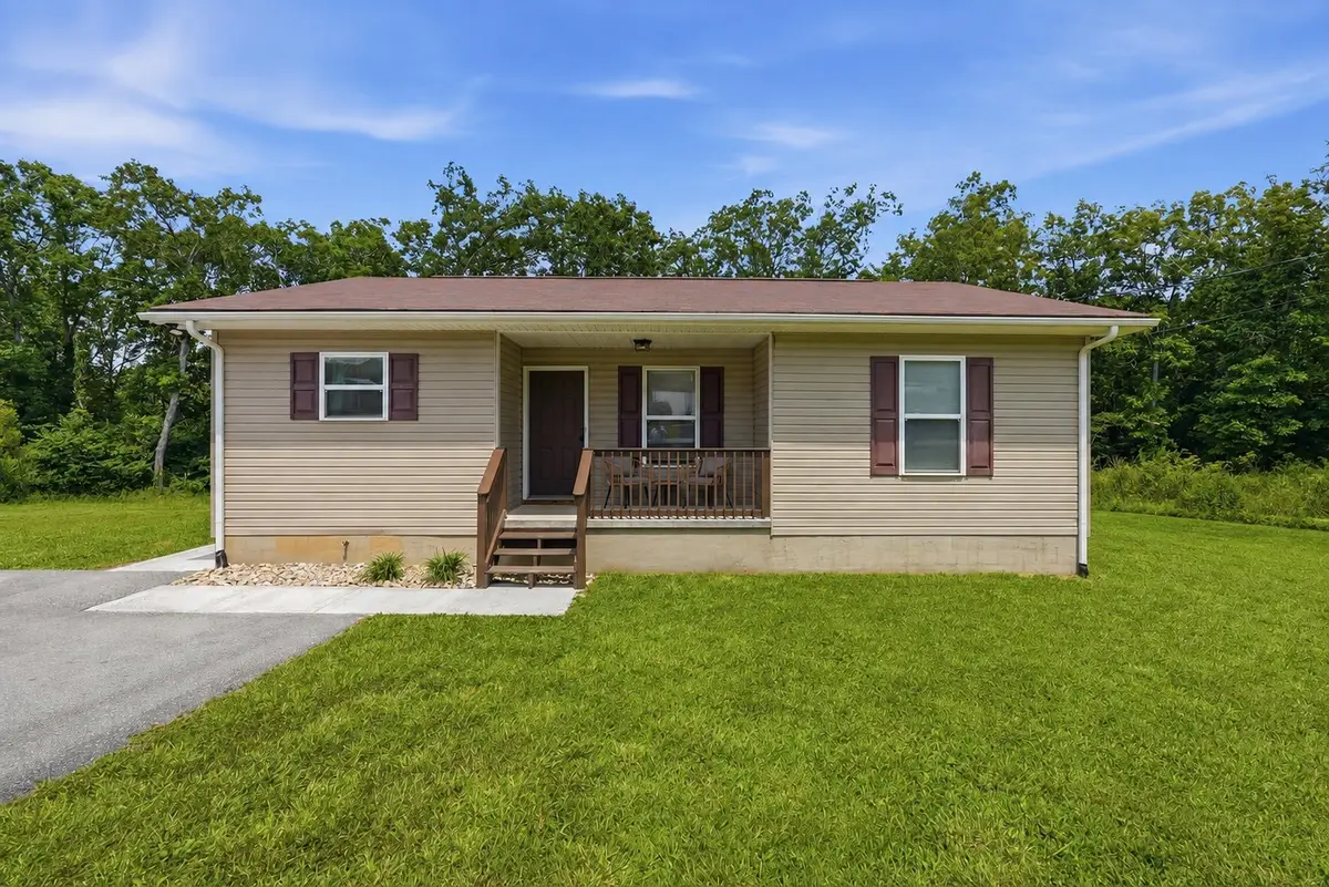 44 Dewey Dr, Crossville, TN 38555 - #1