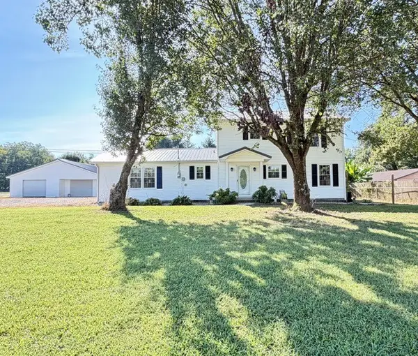 1684 Fletcher Rd, Estill Springs, TN 37330