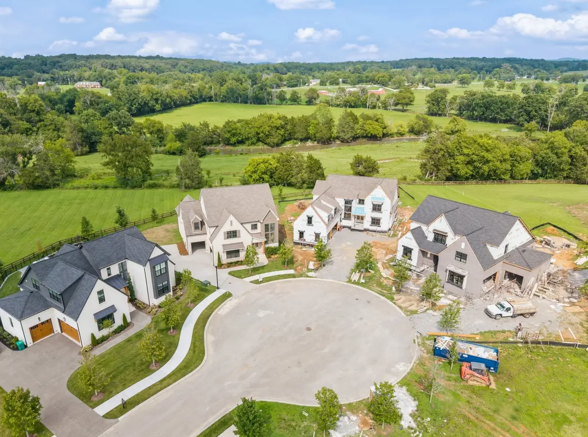 861 Brook Trl, Lebanon, TN 37087 - #1