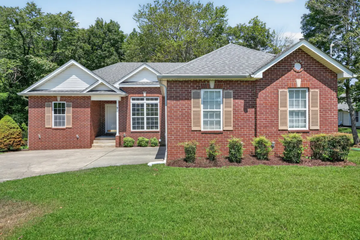253 Oak Point Ln, Mount Juliet, TN 37122 - #1