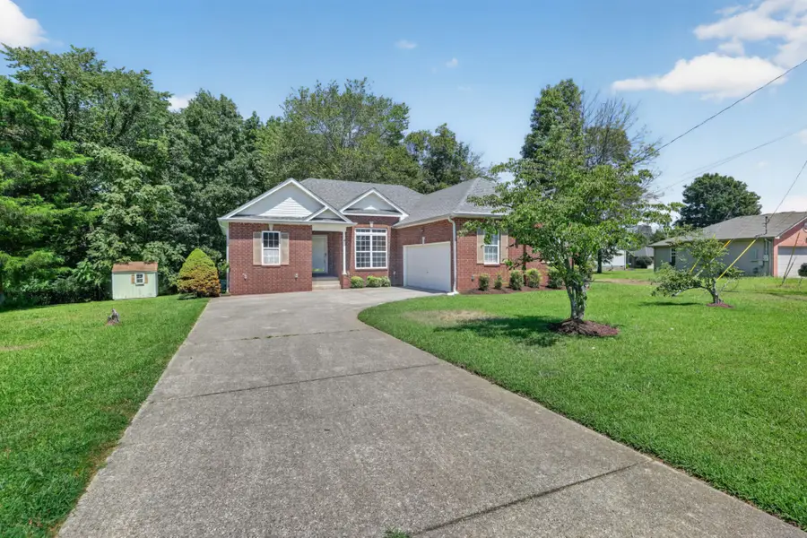 253 Oak Point Ln, Mount Juliet, TN 37122 - #3