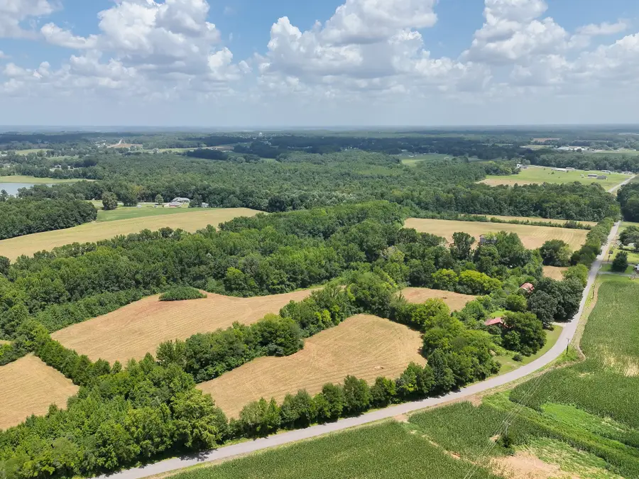 197 Childress Rd, Fayetteville, TN 37334 - #2