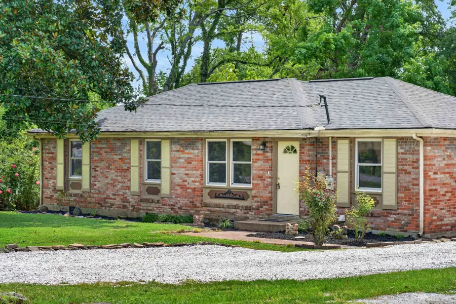 5035 Bonnameade Dr, Hermitage, TN 37076 - #3
