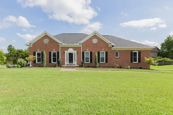 654 Potomac Dr, Clarksville, TN 37043