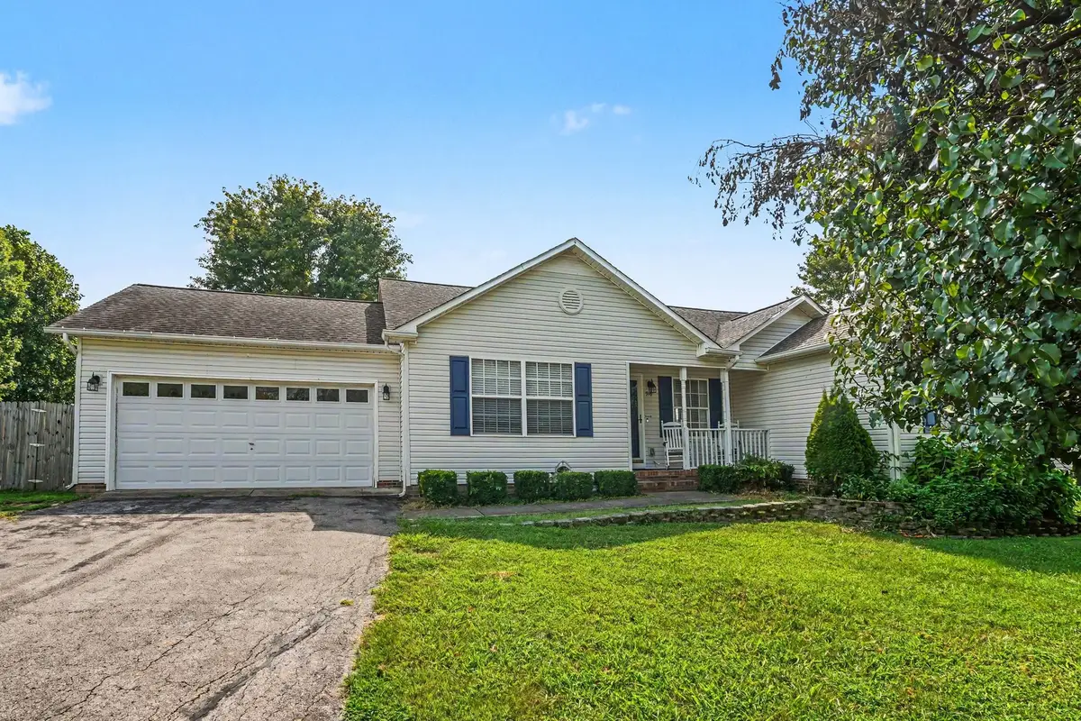 916 Creekview Dr, Columbia, TN 38401 - #1