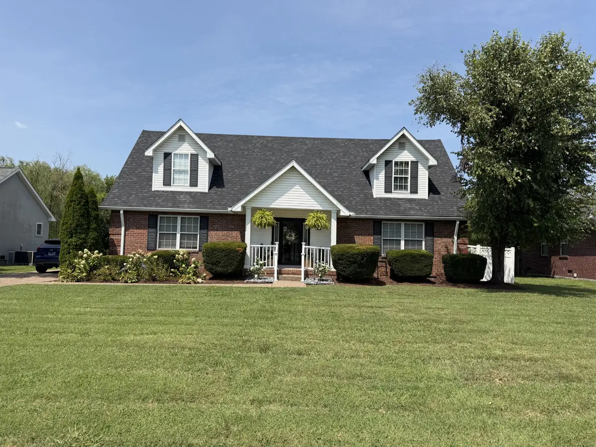 120 Summerlin Dr, Gallatin, TN 37066 - #1
