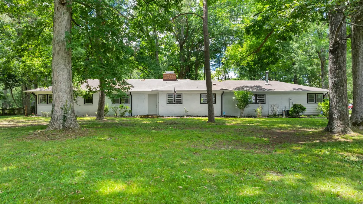 1003 Pickett Dr, Tullahoma, TN 37388 - #1