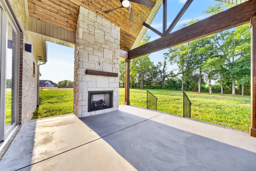 257 Bellsford Rd, Gallatin, TN 37066 - #2