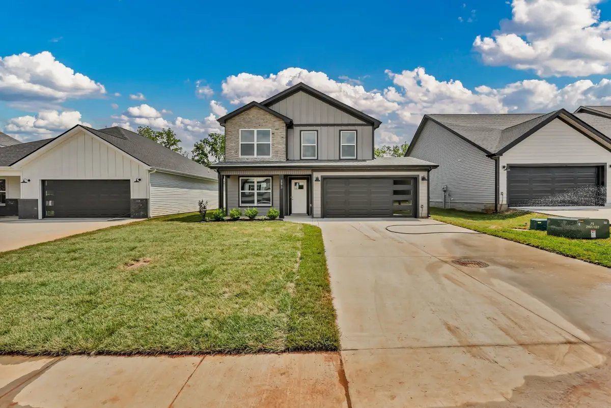 2673 Brewster Dr, Clarksville, TN 37042 - #1