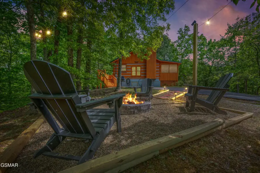 2336 Hidden Mountain Road, Sevierville, TN 37876 - #2