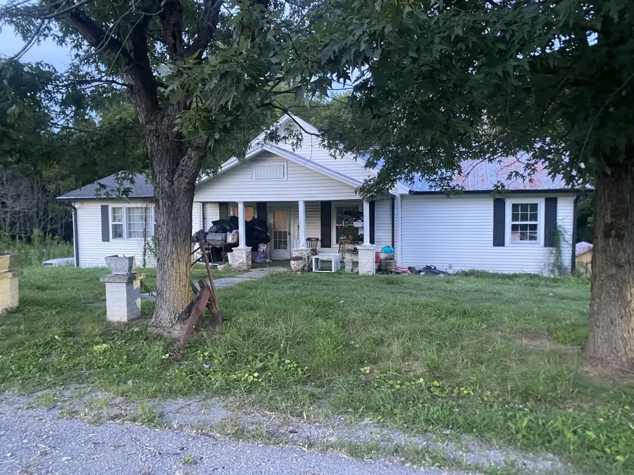 2144 Yager Rd, McMinnville, TN 37110 - #3