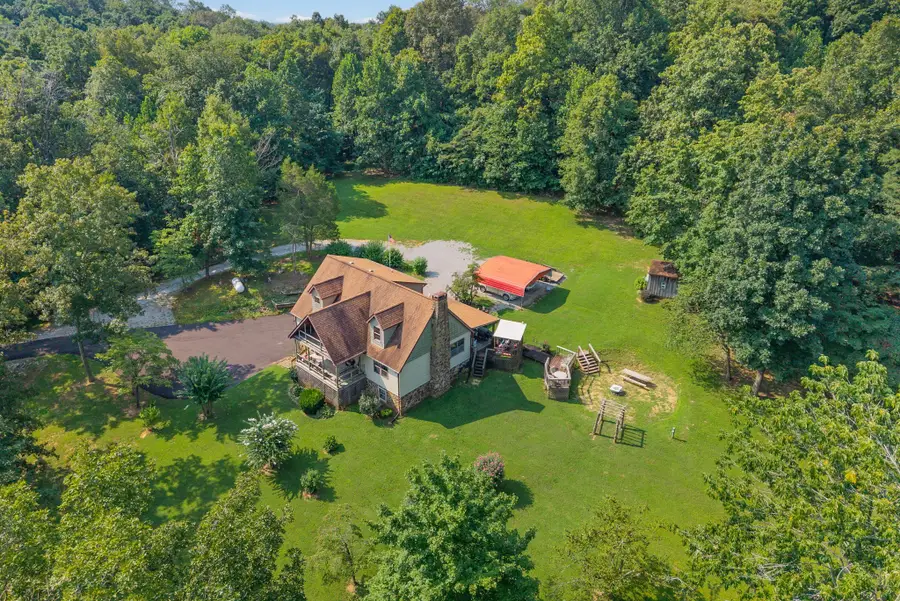 10121 Princeton Rd, Cerulean, KY 42215 - #2