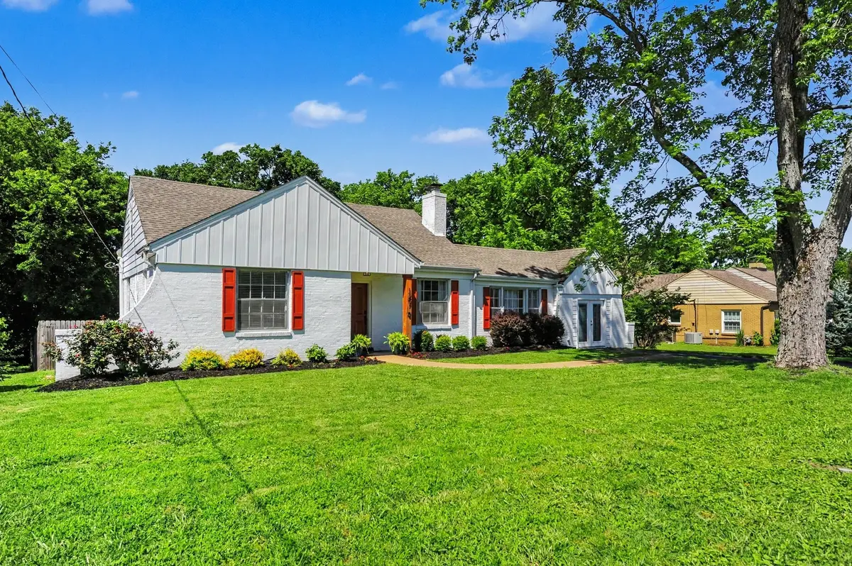 1207 Kenwood Dr, Nashville, TN 37216 - #1