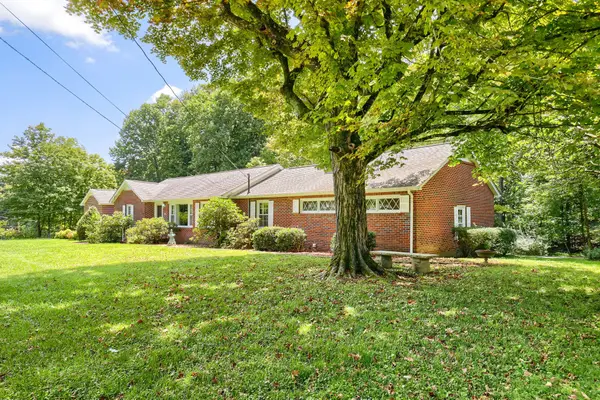 161 Kentucky Ave, Sewanee, TN 37375