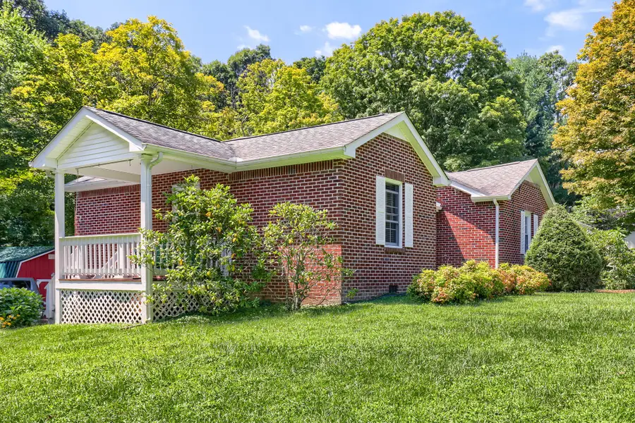 161 Kentucky Ave, Sewanee, TN 37375 - #2