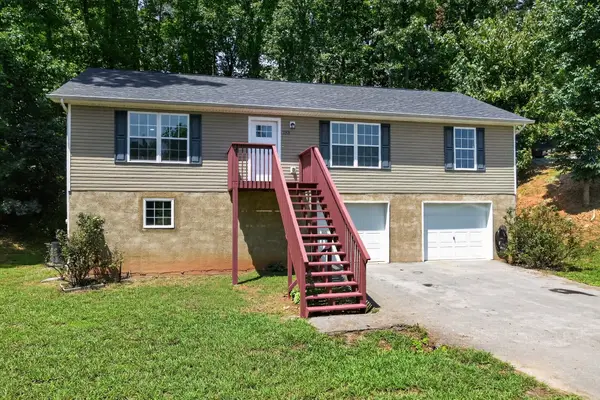 788 Catherine Crisp Way, Kodak, TN 37764