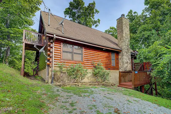 1065 Willard Way, Sevierville, TN 37876