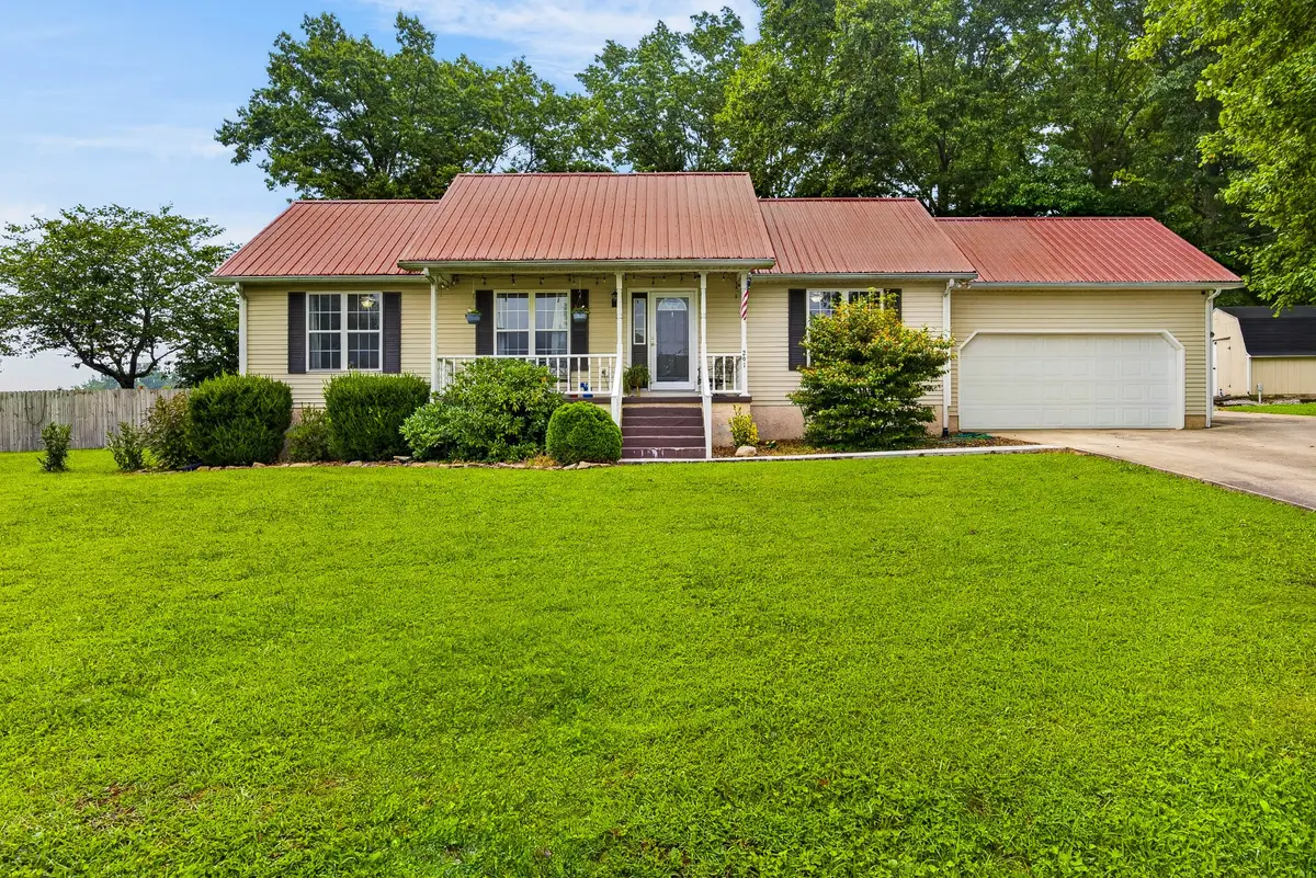 291 Idlewild Dr, Sparta, TN 38583 - #1