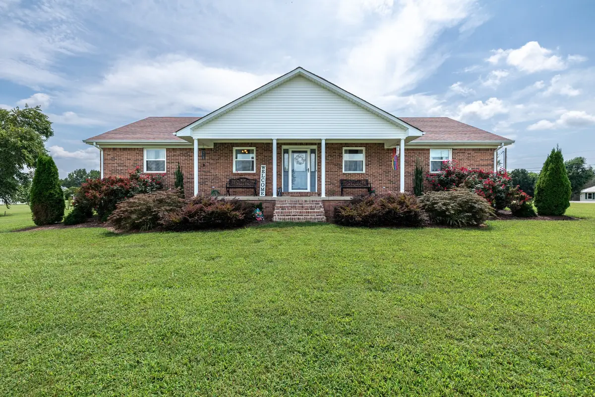 105 Monument Cir, Summertown, TN 38483 - #1